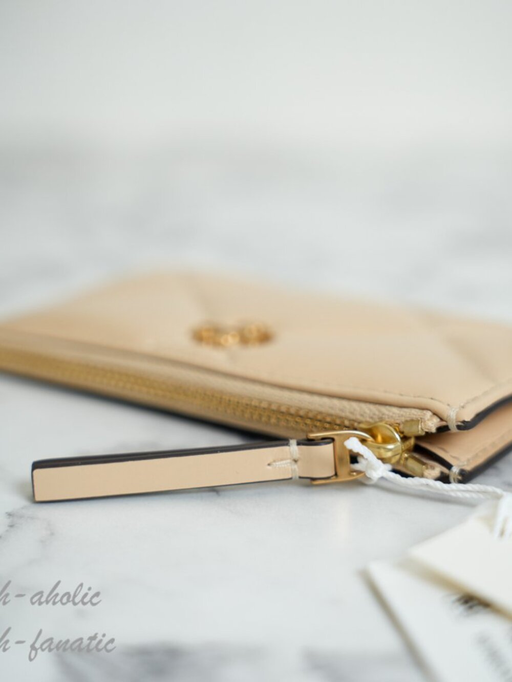 Tory Burch Kira Diamond Quilt Zip Card Case in Vanilla Soft Serve NWT - Picture 5 of 7